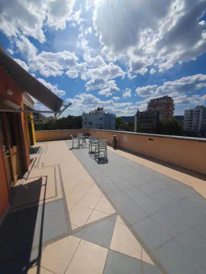 Wonderful Rooftop Tirana City Extérieur photo